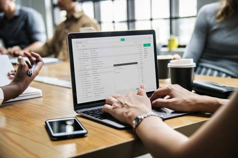 Comment détecter et arrêter le suivi des e-mails